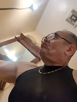 bobby69cock élő XXX-chatje