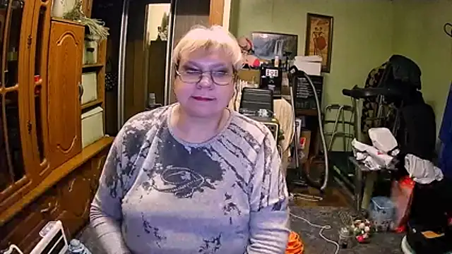 LOLA8888 live XXX chat