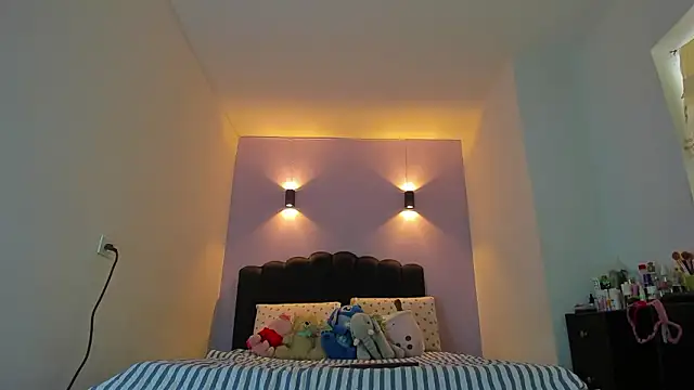 Sofia_Clauss_: απευθείας συνομιλία ΧΧΧ