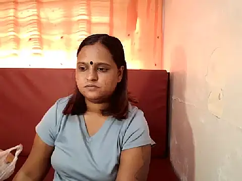 Indian_sunshine live XXX chat