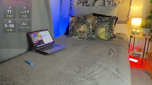 Živý XXX chat inked-vvitch