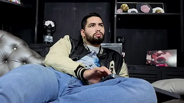 matteosantos élő XXX-chatje