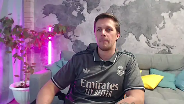 VikingChrisss élő XXX-chatje