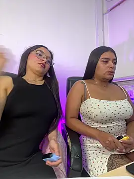 Chat XXX ao vivo de eimi_rosse18