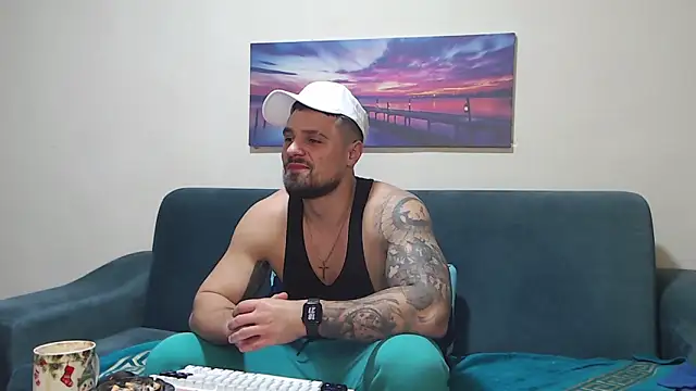 Chatroom XXX en direct de Tiberius_hunk