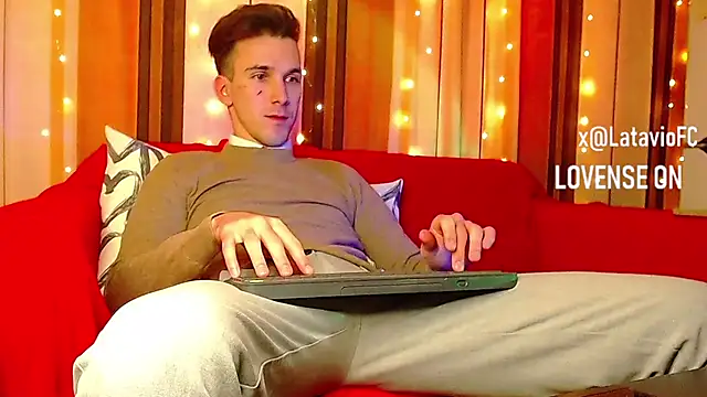 Midnighter_'s Webcam Show