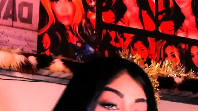 Онлайн чат XXX indian_dreamgirl