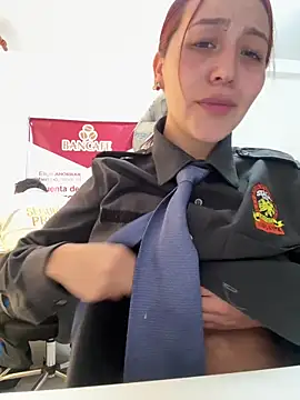 Emily-7_: онлайн-секс-чат