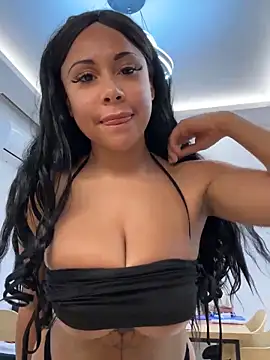 Онлайн чат XXX HaileyDiana