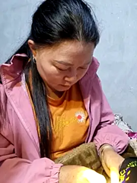 yoowwmr's Webcam Show