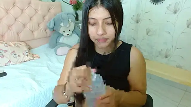 zara_cute 现场XXX聊天