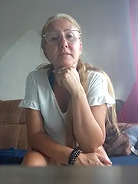 MILEIDE980's Live XXX Chat