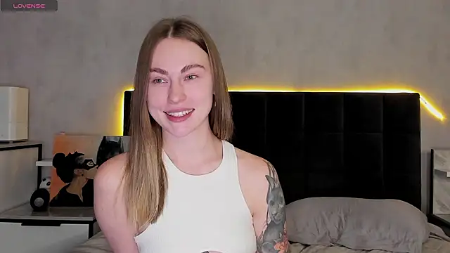 LoveGameSexx's Live XXX Chat