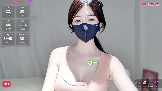 -Hell0-Kitty's Live XXX Chat