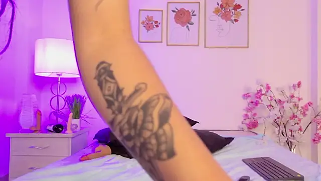 dark_angell77: онлайн-секс-чат