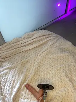 Emily_Jonness_ 라이브 XXX 채팅