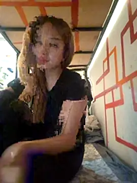 SherrylShaw 即時 XXX 聊天