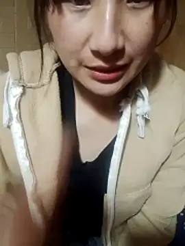 Belinda-686 即時 XXX 聊天