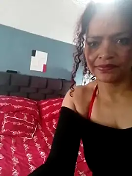 ValenttinaSex1 即時 XXX 聊天