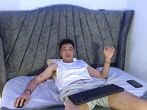 Chris_Tempt's Webcam Show