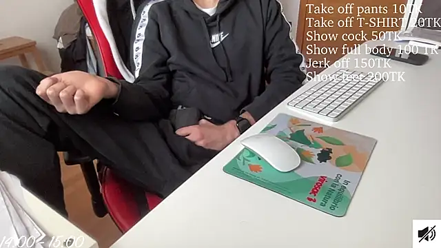 Show modela lukee000 na web-kameri