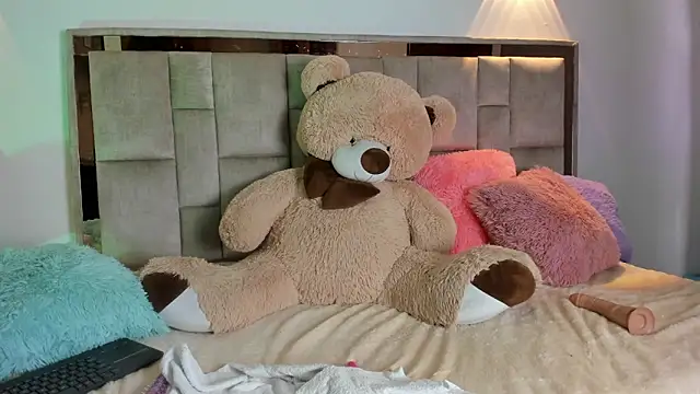 AmaliaVictoria Chat XXX in diretta