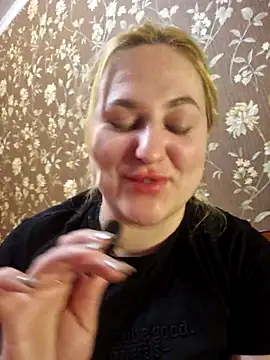 LianaJu's Live XXX Chat