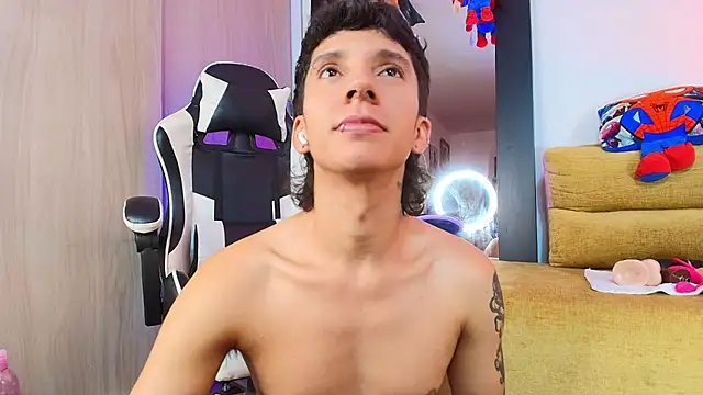 JacoboSwam's Live XXX Chat