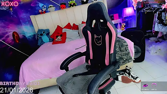 Nella_Dolls – Live XXX-chat