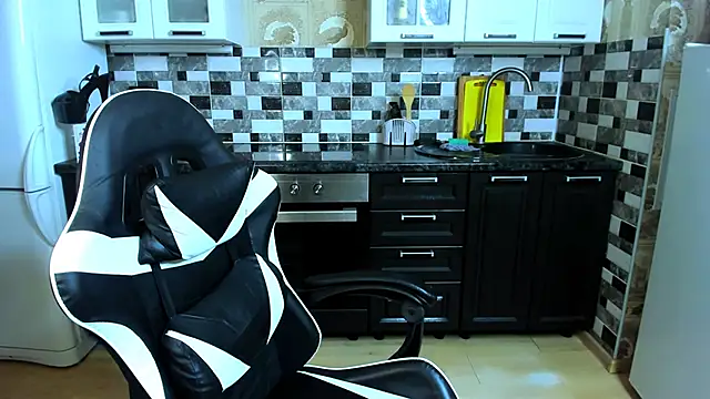 XXX chat uživo modela your_hotcutie