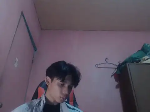 Kyoshi_19's Live XXX Chat