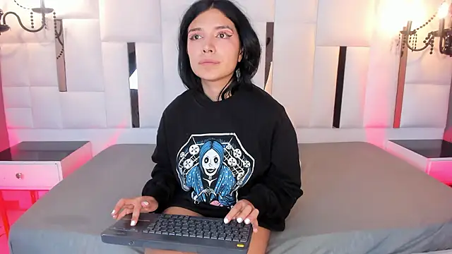 MAGIC_ISIS_'s Live XXX Chat