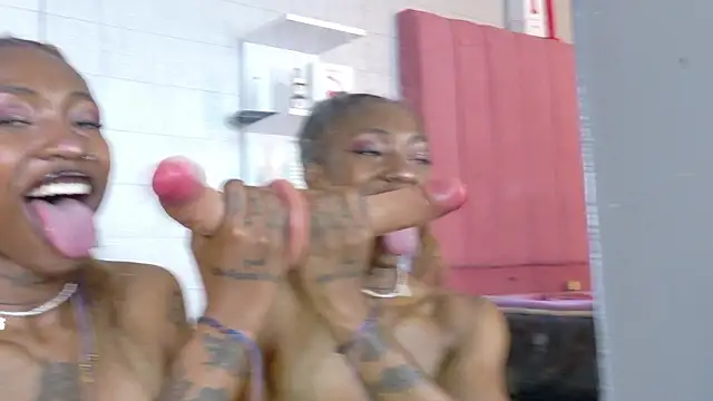 DaniaMarcell's Live XXX Chat