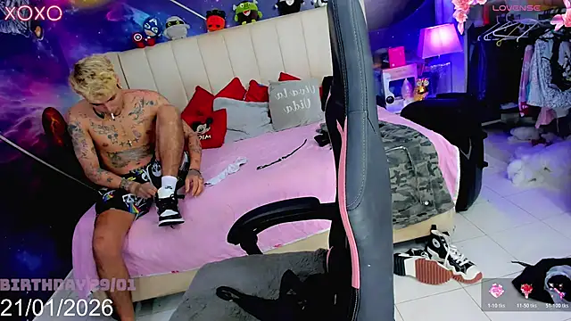 Nella_Dolls' Live XXX Chat