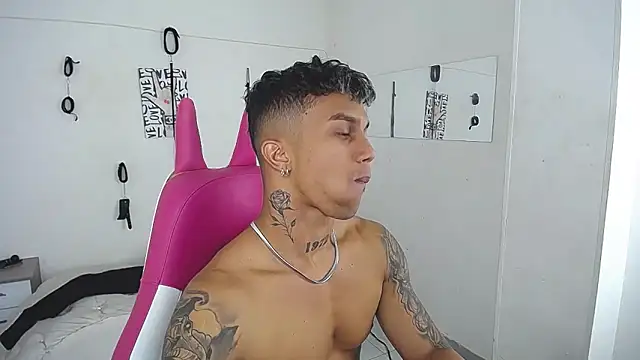 Leonard_Price: απευθείας συνομιλία ΧΧΧ