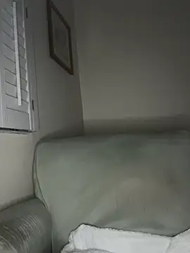 largeboobies30's Webcam Show