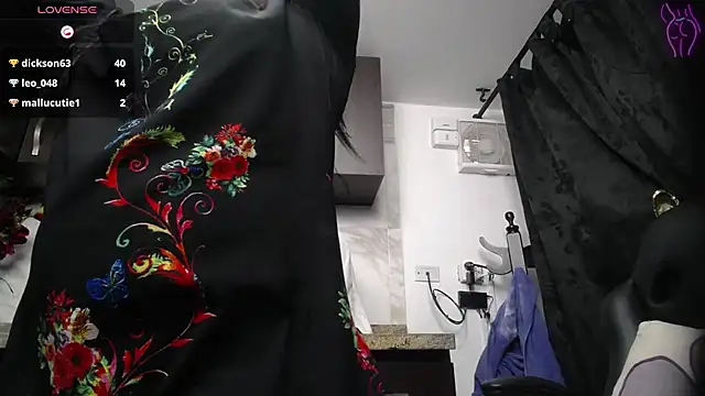 XXX chat uživo modela dayadubey_