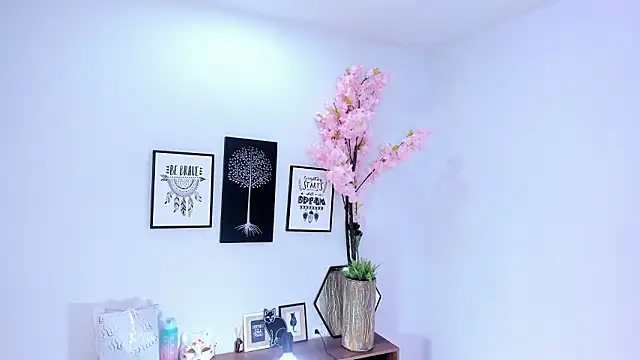 XXX chat uživo modela Siouxsie_cenobite