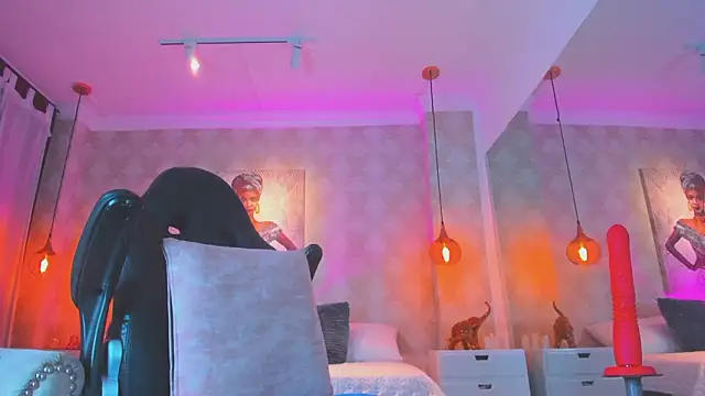 Shantall__ élő XXX-chatje