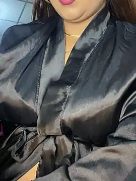 Zeynep-Lahsen – Live XXX-chat