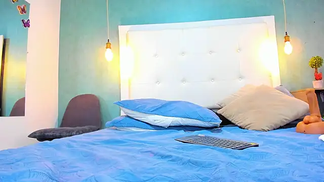 XXX chat uživo modela _evamilf_