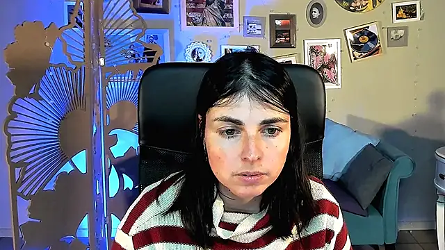 MartaEdams Live XXX Chat