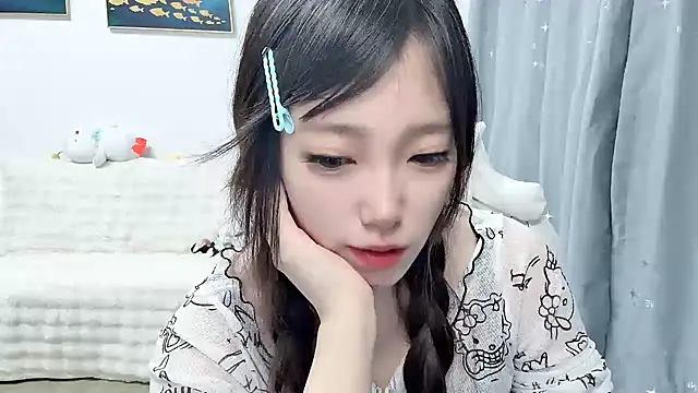 XXX chat uživo modela yuyayayu