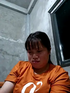 XXX chat uživo modela Ava-120