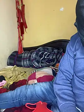 HOT-CUPAL22 Adlı Modelin Web Kamerası Şovu