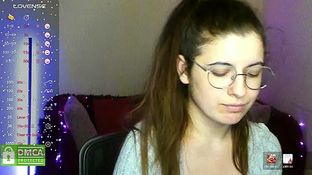 แชท XXX สดของ Aminabeatris