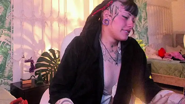 _sharlotte777's Live XXX Chat