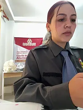 Emily-7_'s Live XXX Chat