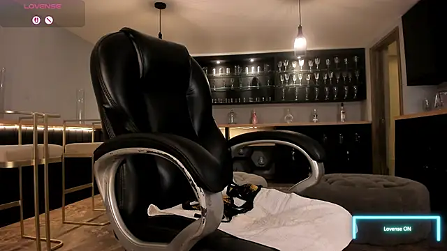 KylaMorrisonのライブXXXチャット