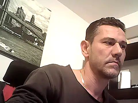 mastercharisma35's Live XXX Chat